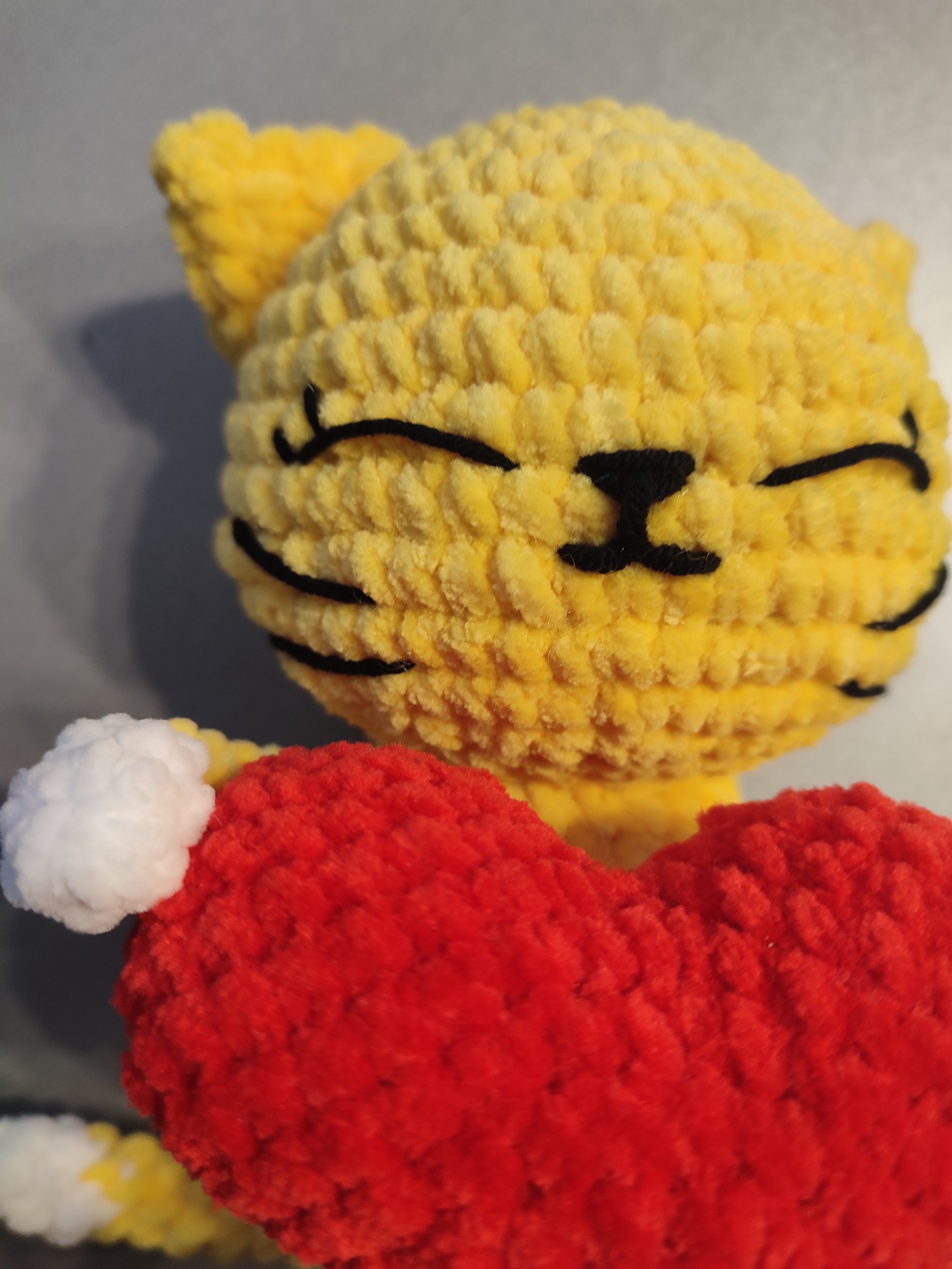 Valentine's Cute Cat Crochet Pattern