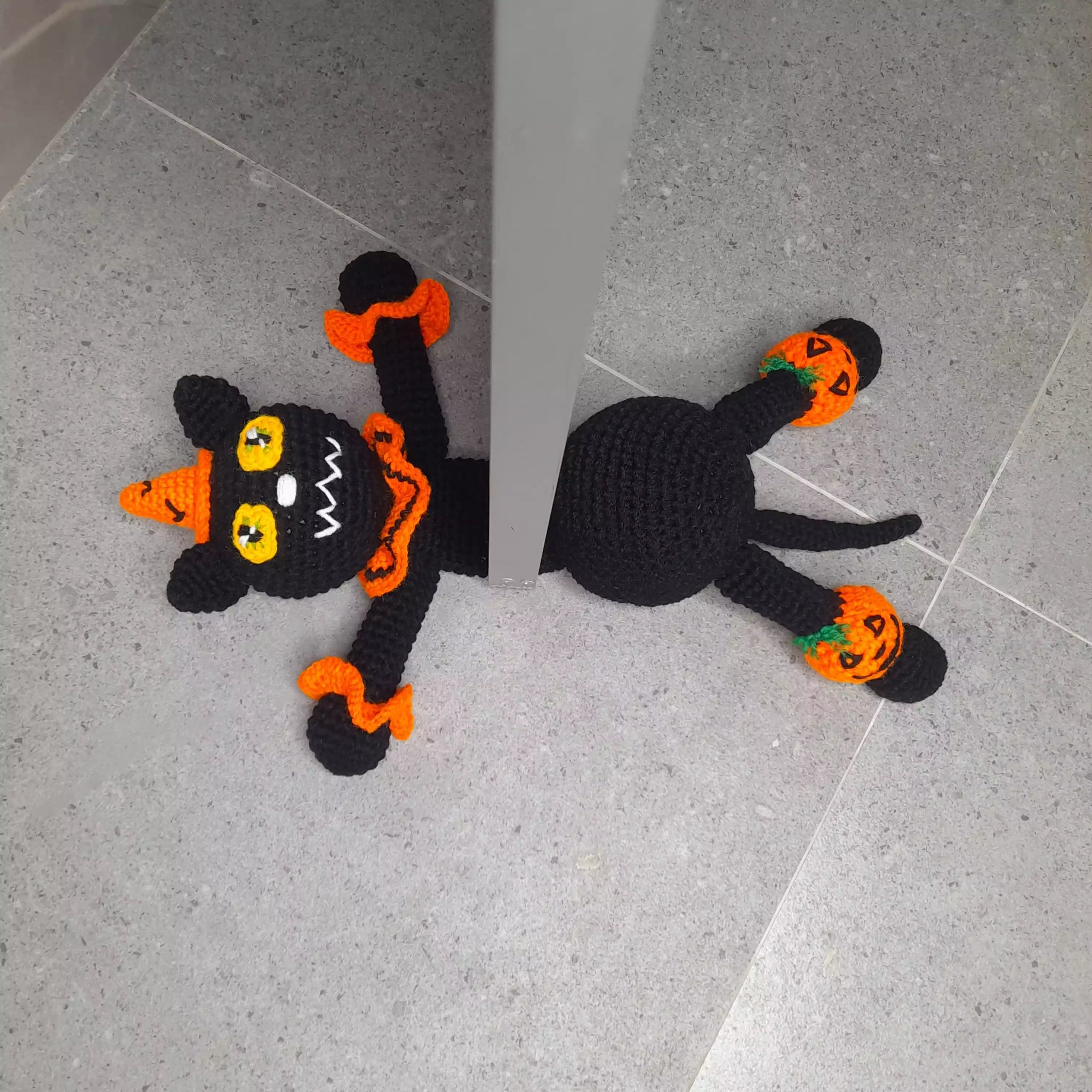 20241002_181824_2048x2048.webp