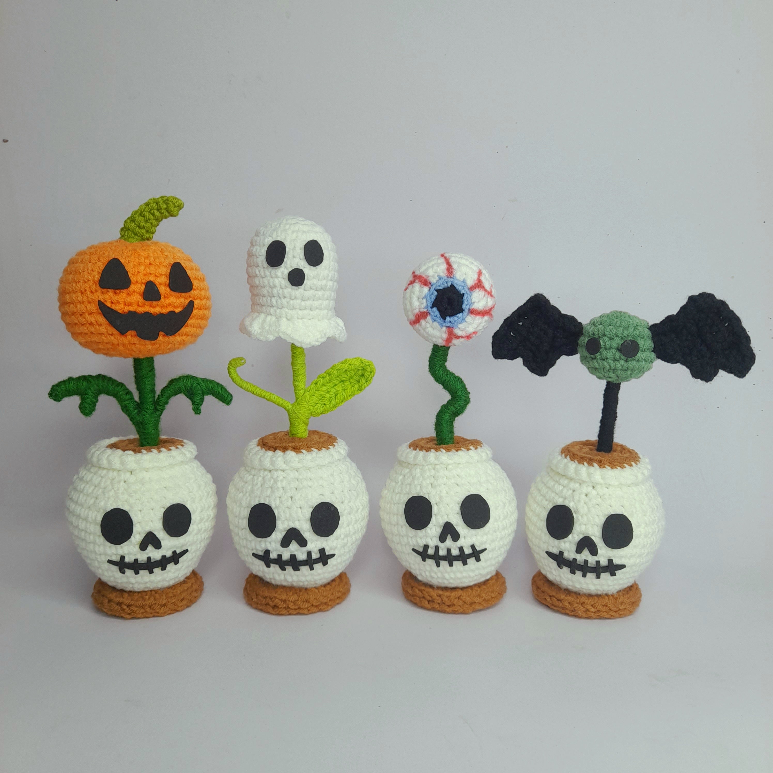 Halloween Skull Planter Set Crochet Pattern
