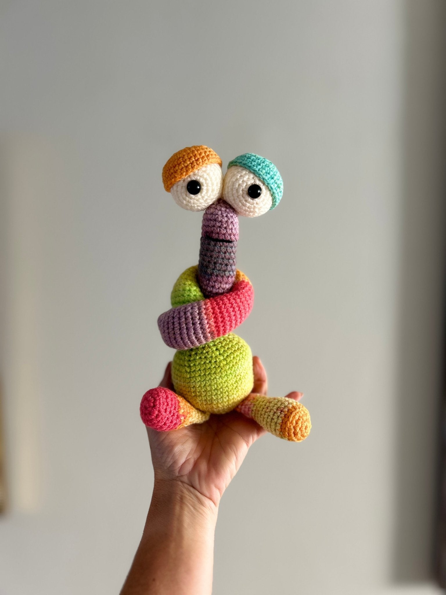 Crochet Spirali Amigurumi Pattern – Fun, Twisty Interactive Toy