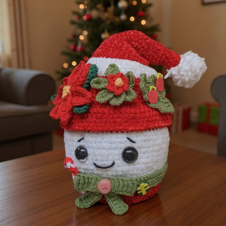 Merry Poinsettia Claus Pot Crochet Pattern