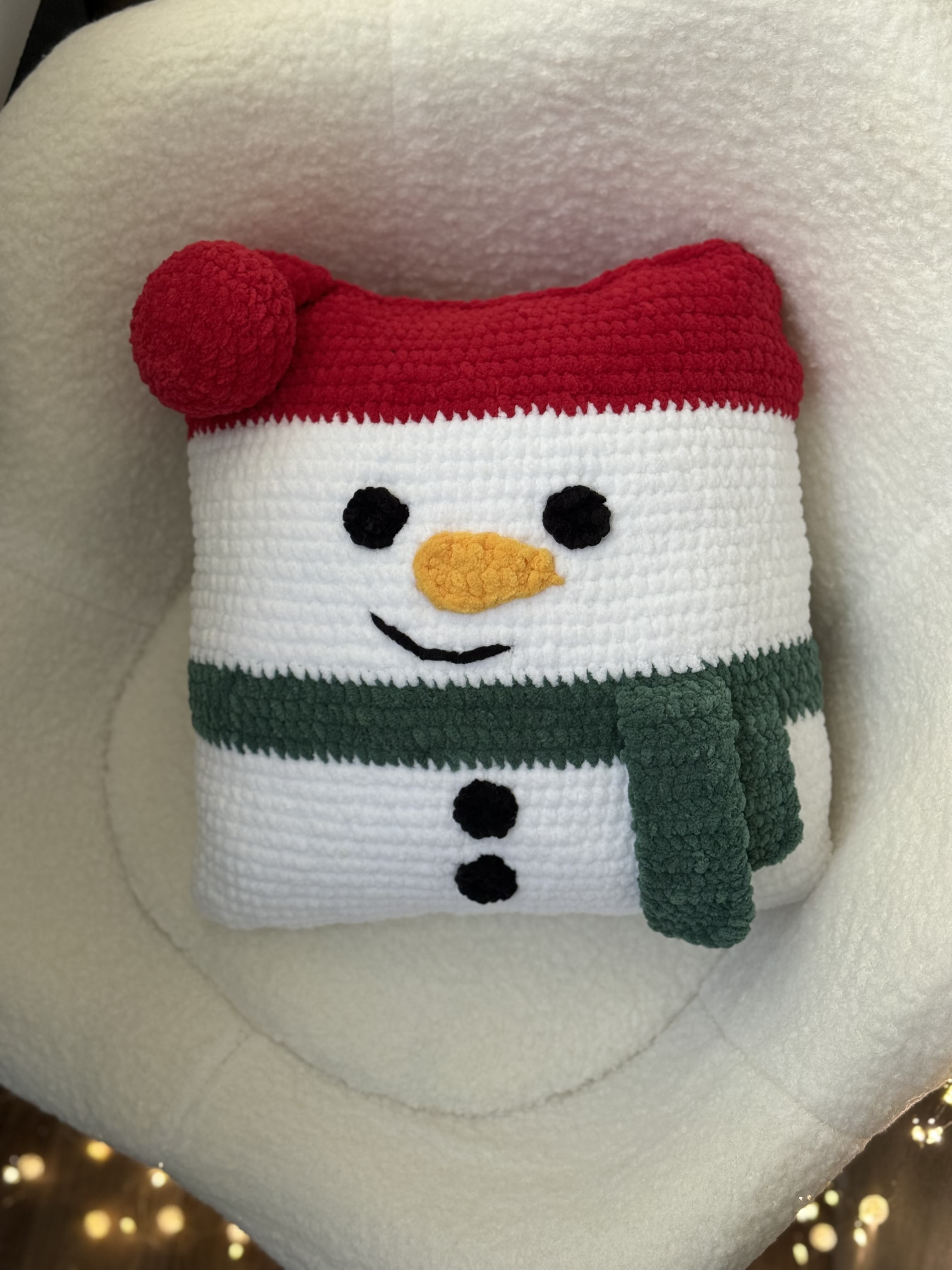 Christmas Pillows Set Crochet Pattern