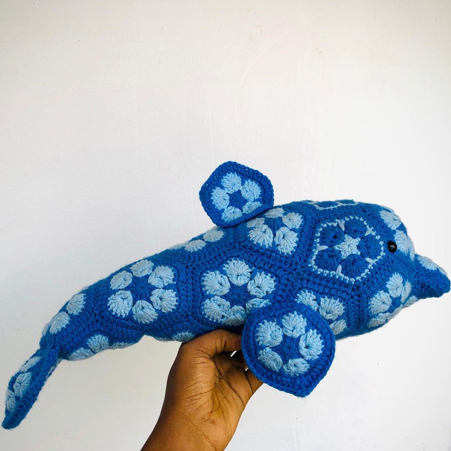 Dolphin African flowers Crochet Pattern – Crochify