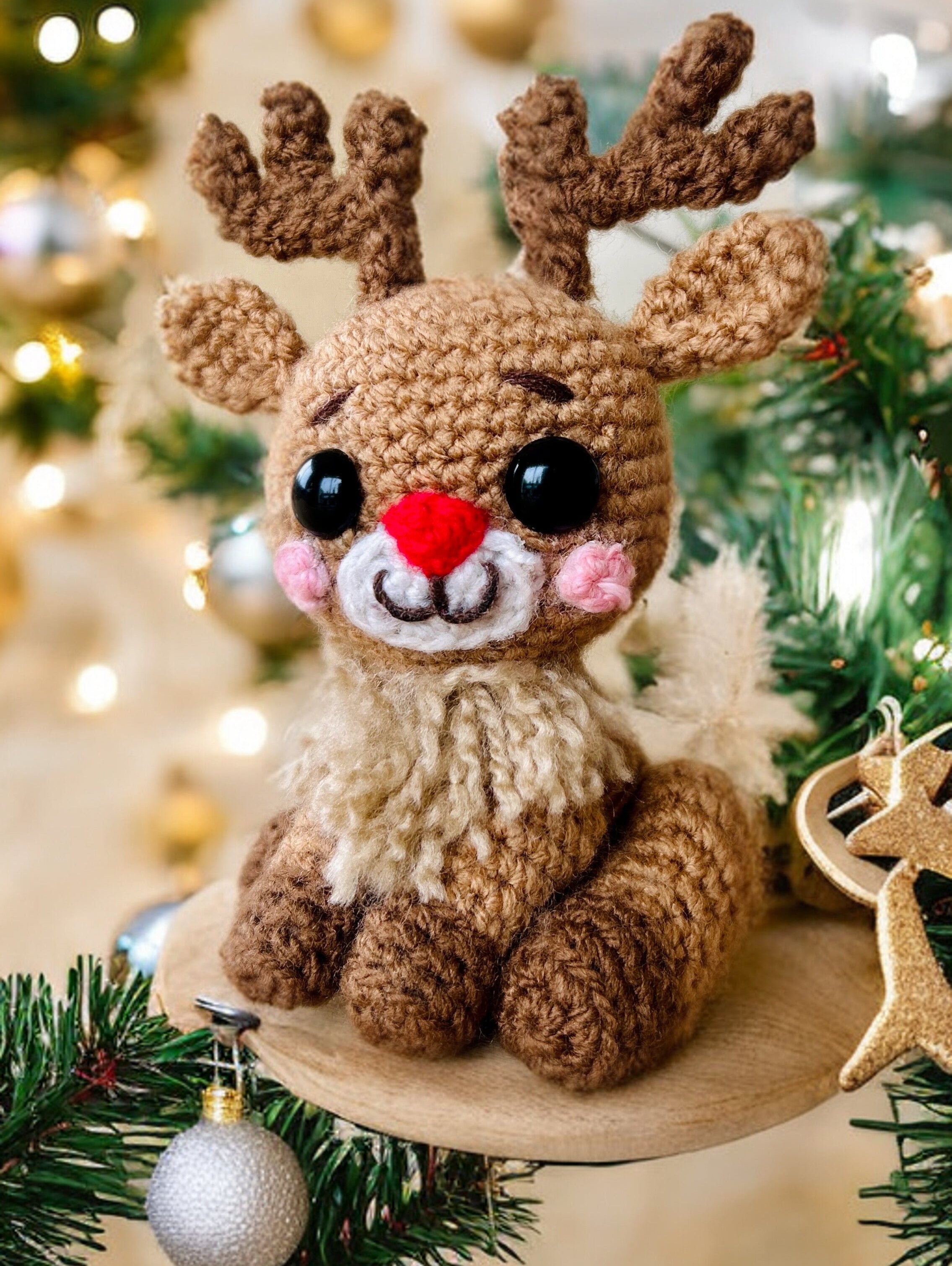 Cute Reindeer Crochet Pattern - Christmas Amigurumi